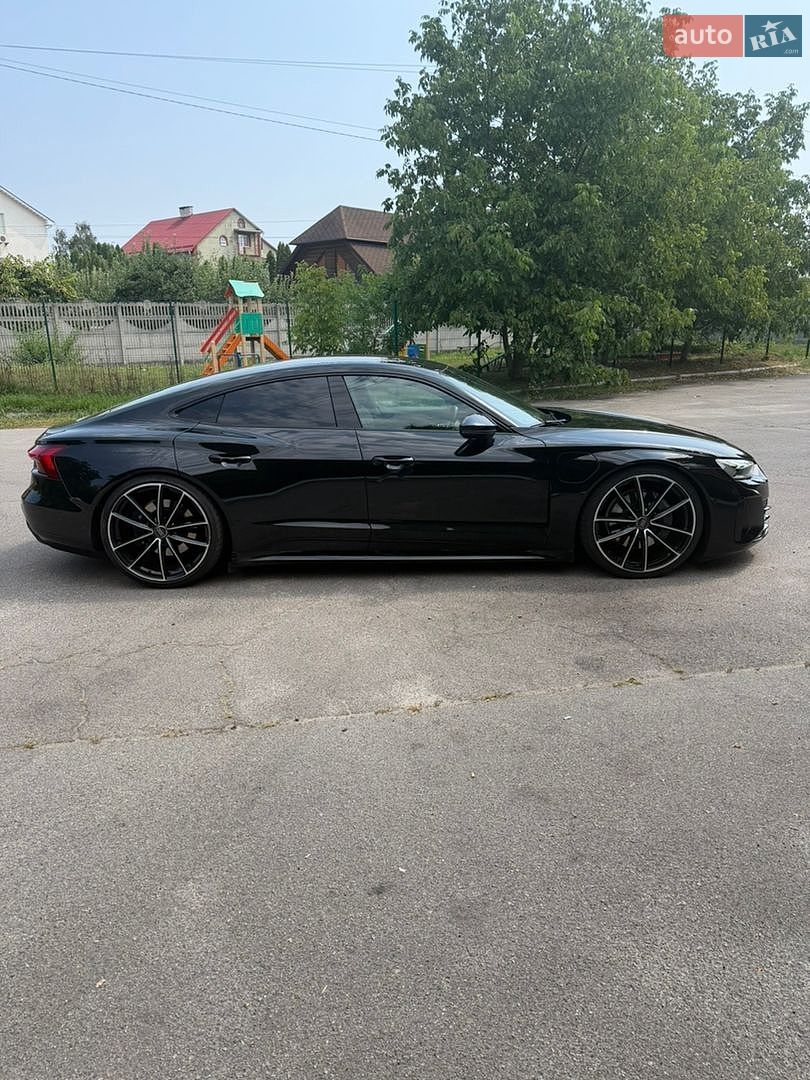 Audi e-tron GT 2021 VIN WAUZZZFW1N7003417 фото оголошення 11 з 20