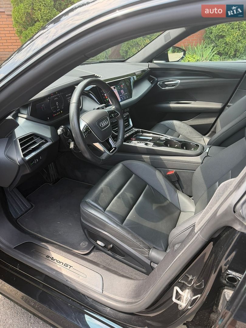 Audi e-tron GT 2021 VIN WAUZZZFW1N7003417 фото оголошення 13 з 20