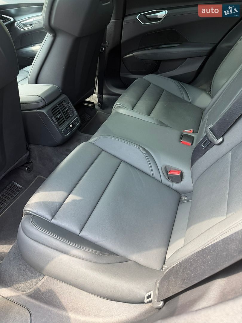 Audi e-tron GT 2021 VIN WAUZZZFW1N7003417 фото оголошення 20 з 20