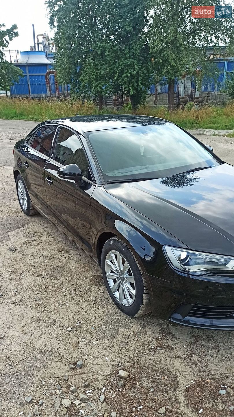 Audi A3 2016 VIN WAUZZZ8VXG1100626 фото оголошення 5 з 18