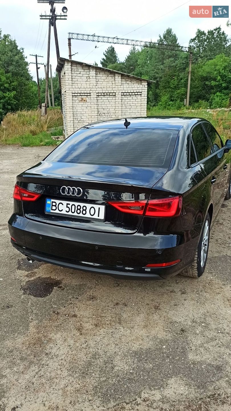 Audi A3 2016 VIN WAUZZZ8VXG1100626 фото оголошення 4 з 18
