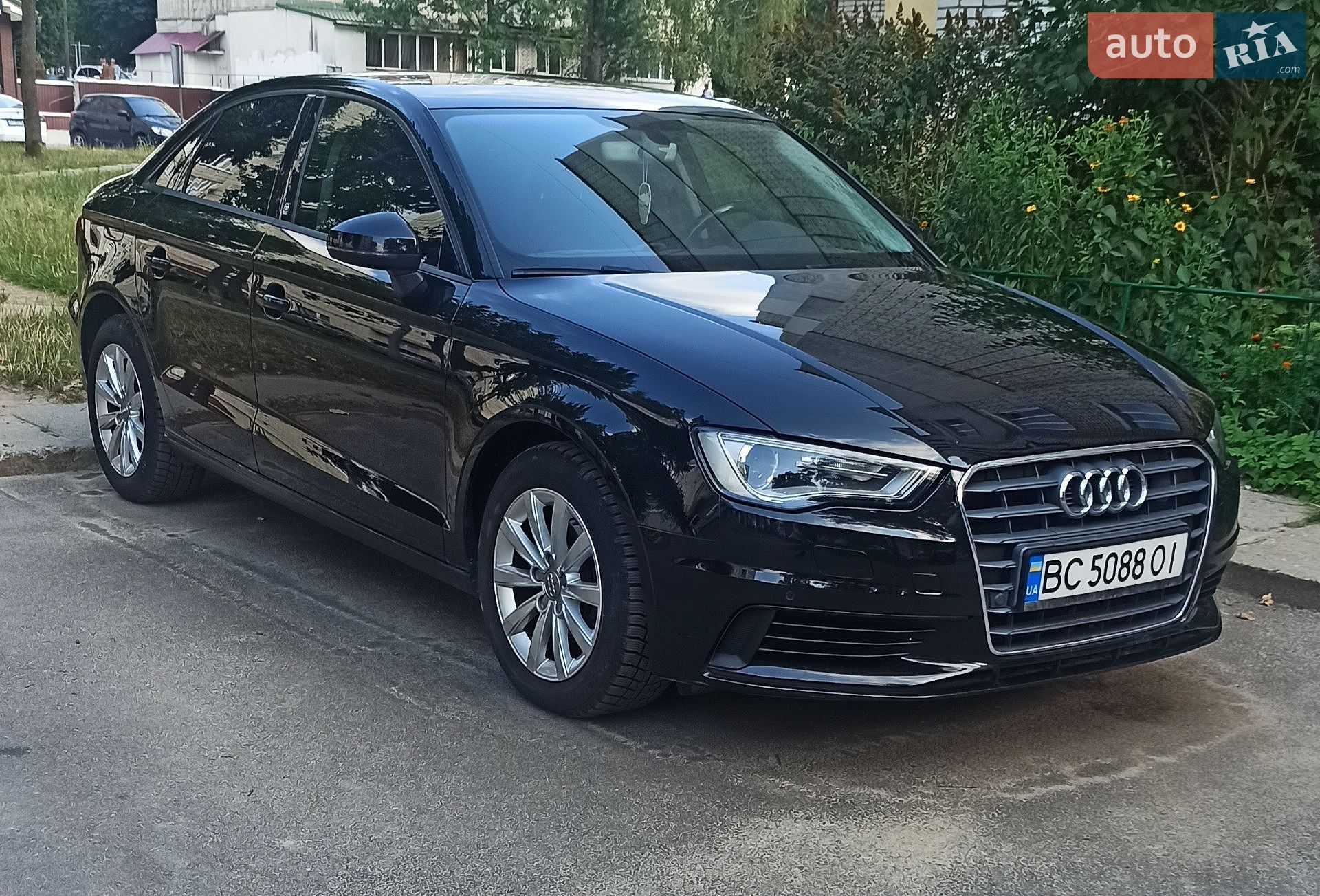 Audi A3 2016 VIN WAUZZZ8VXG1100626 фото оголошення 7 з 18