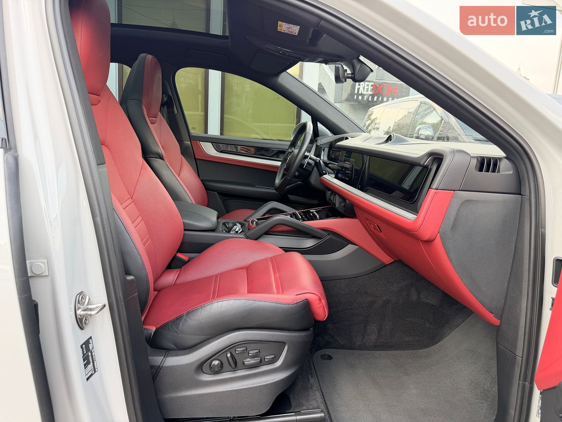 Porsche Cayenne Coupe 2023 VIN WP1ZZZ9YZRDA47176 фото оголошення 22 з 48