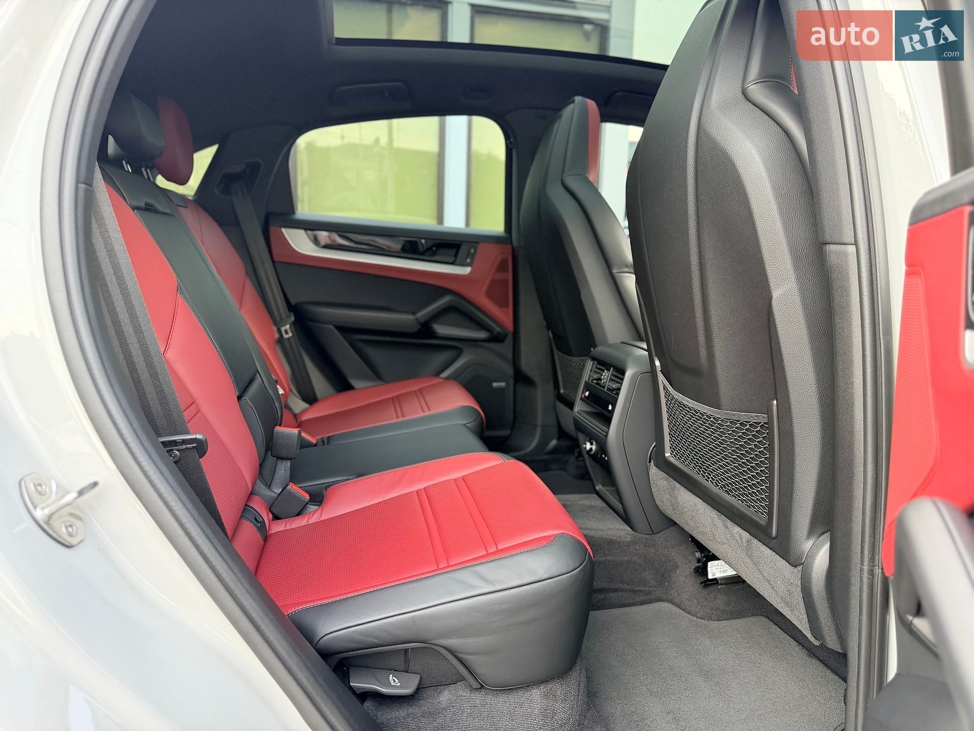 Porsche Cayenne Coupe 2023 VIN WP1ZZZ9YZRDA47176 фото оголошення 28 з 48