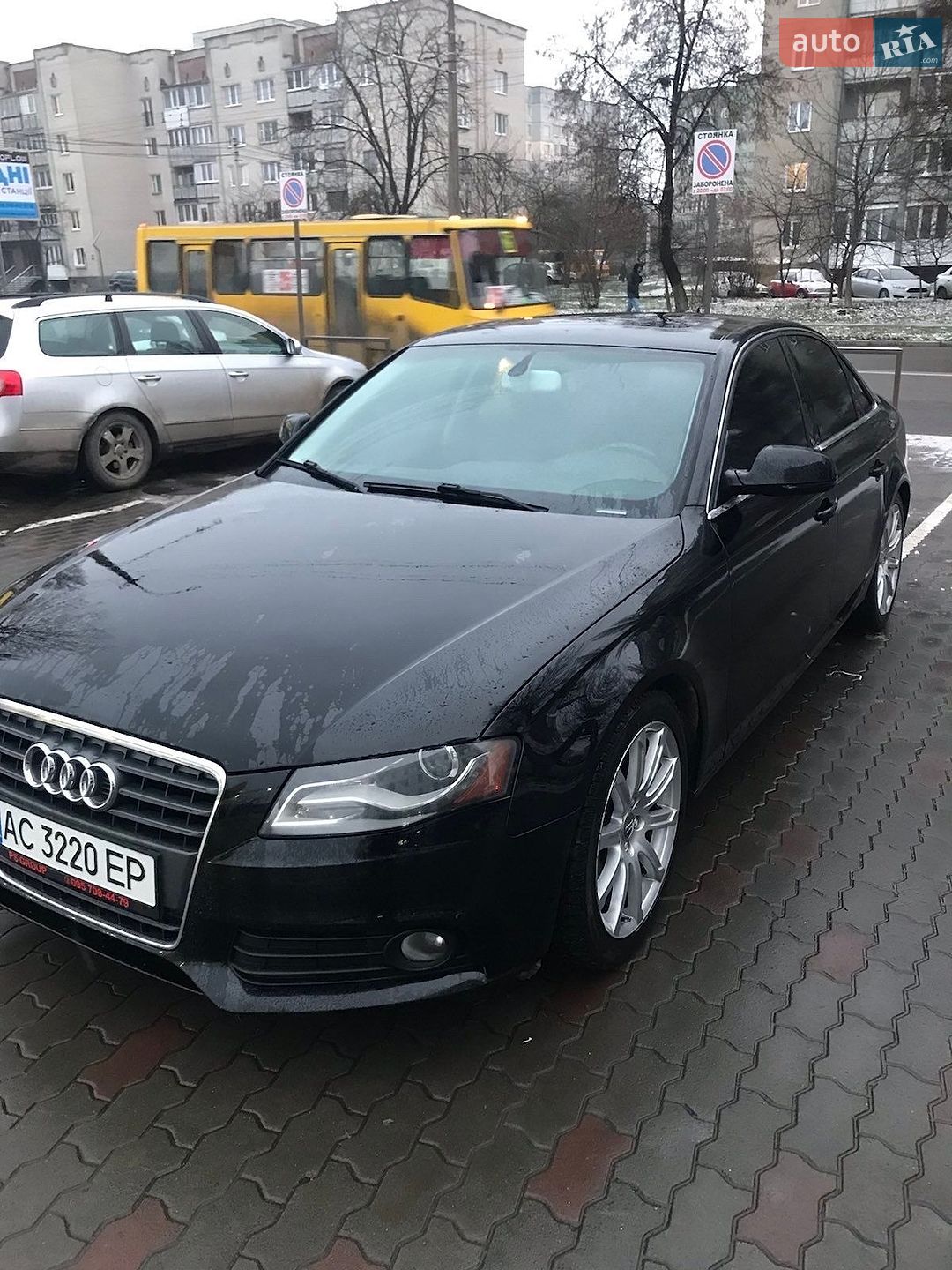 Audi A4 2010 VIN WAUEFAFL3AN059329 фото оголошення 2 з 16