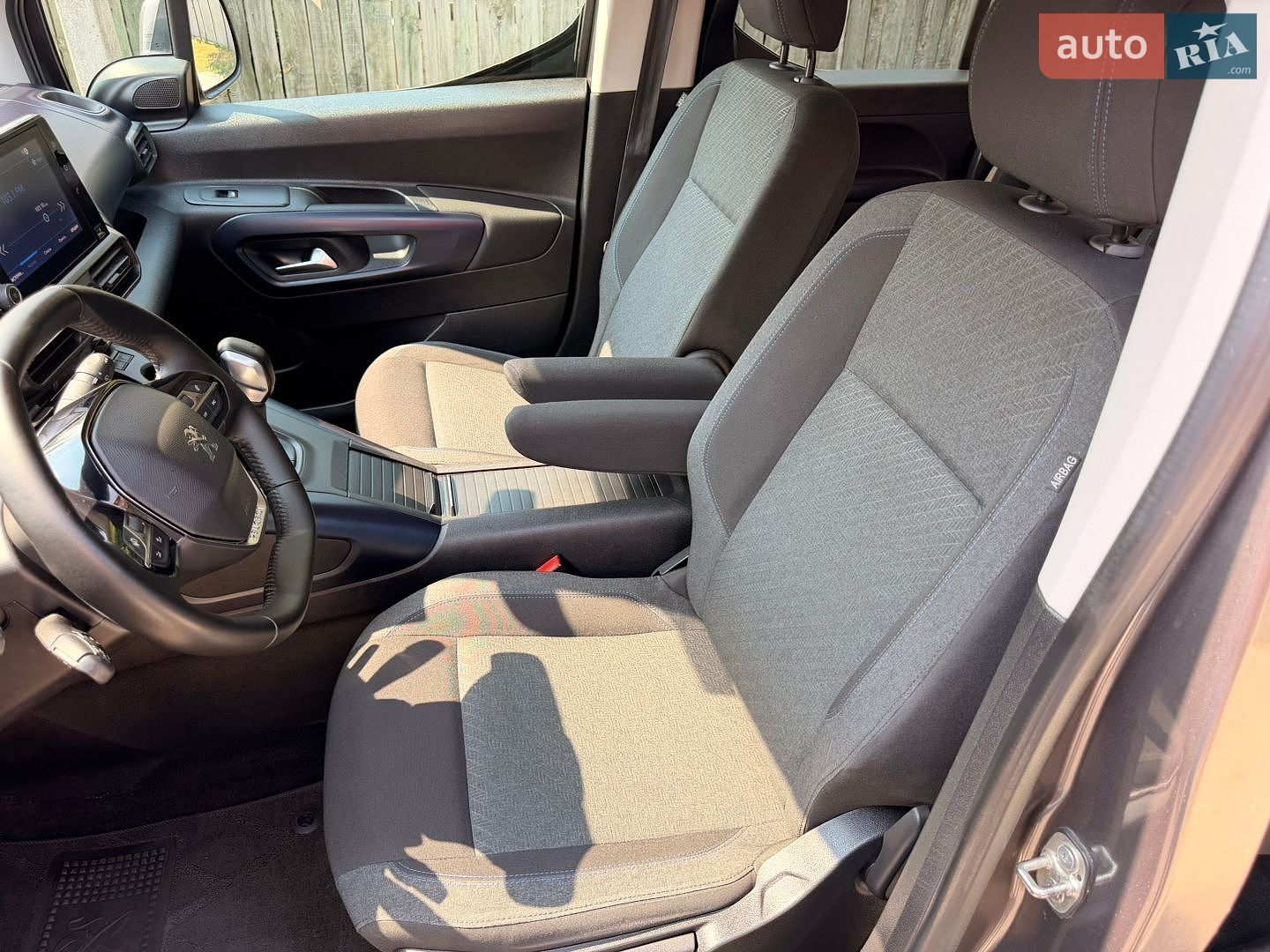 Peugeot Rifter 2021 VIN VR3EC9HPAMJ569054 фото оголошення 22 з 36