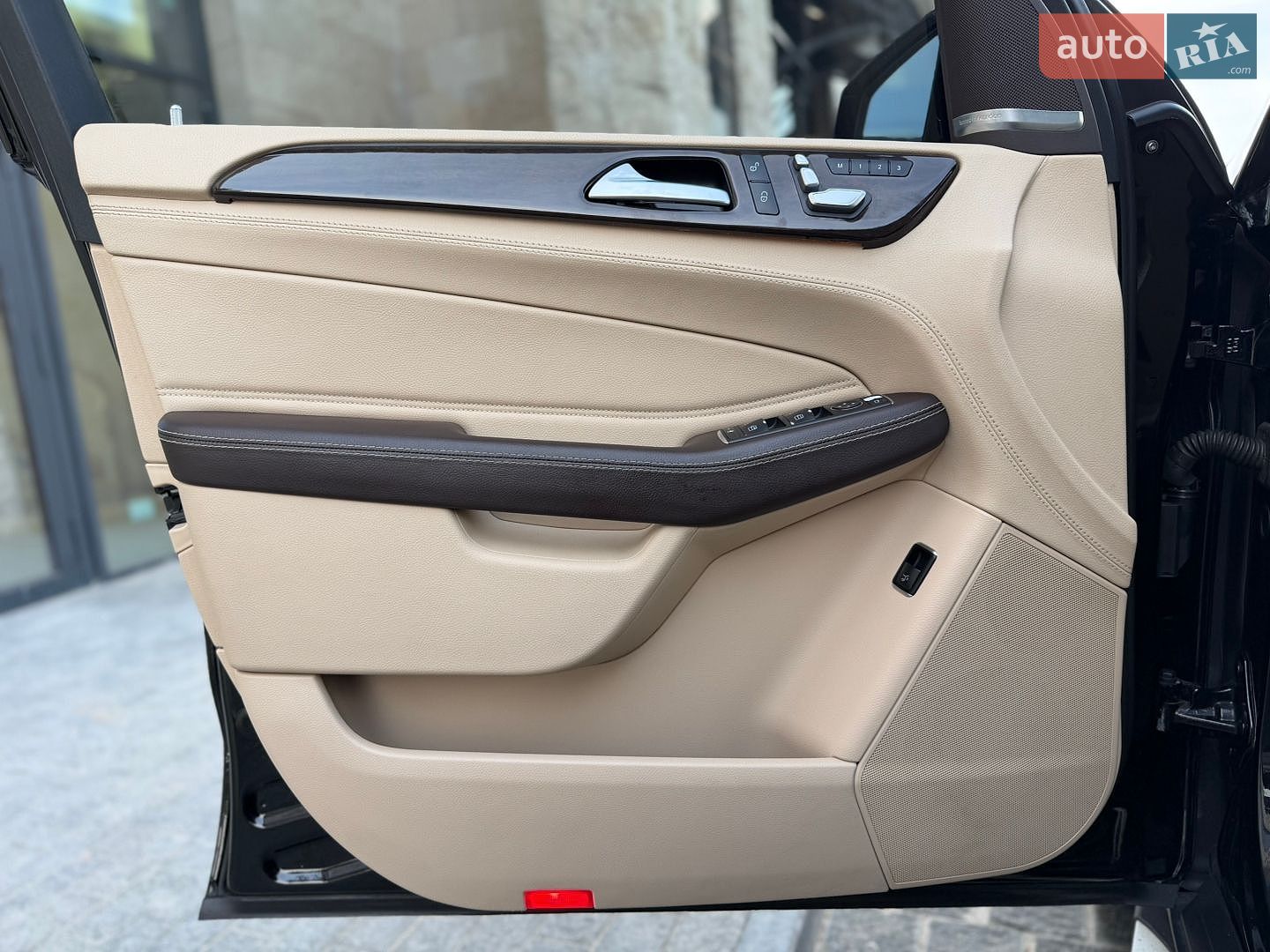 Mercedes-Benz GLS-Class 2016 VIN 4JGDF6EEXHA783465 фото оголошення 25 з 70