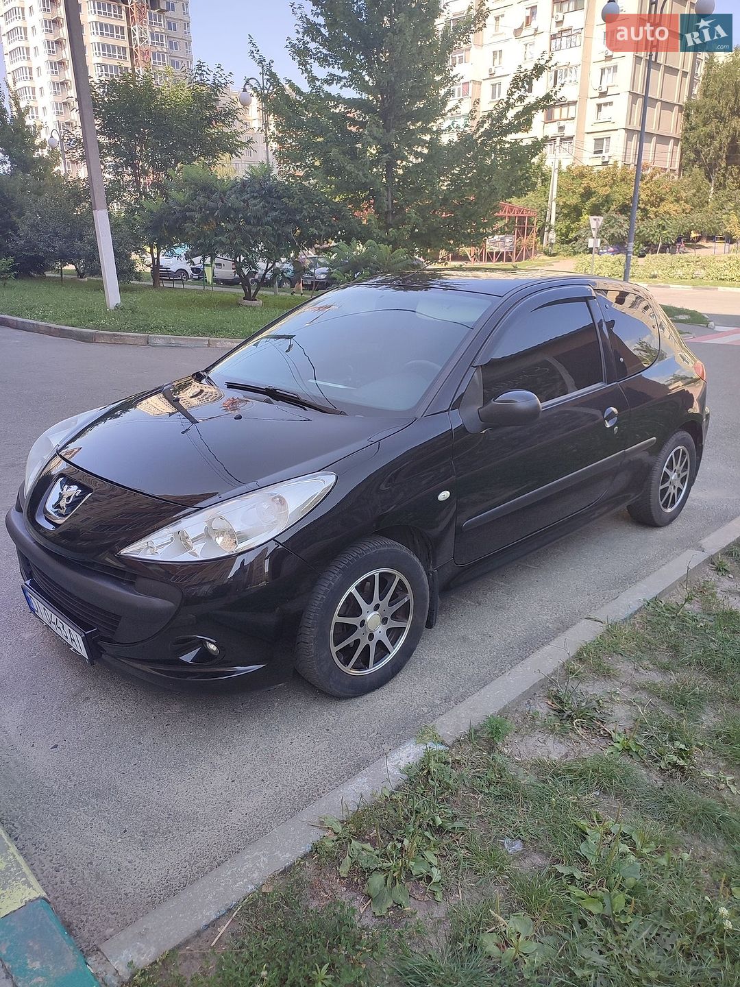 Peugeot 206 2010 VIN VF32LKFWAAY019970 фото оголошення 11 з 16