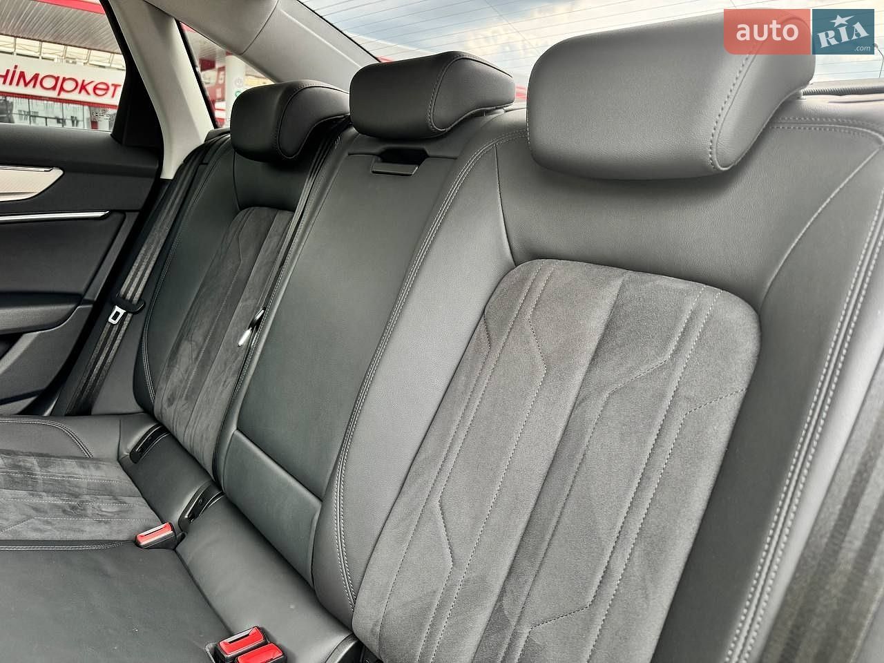 Audi A6 2022 VIN WAUZZZF26NN032081 фото оголошення 41 з 49