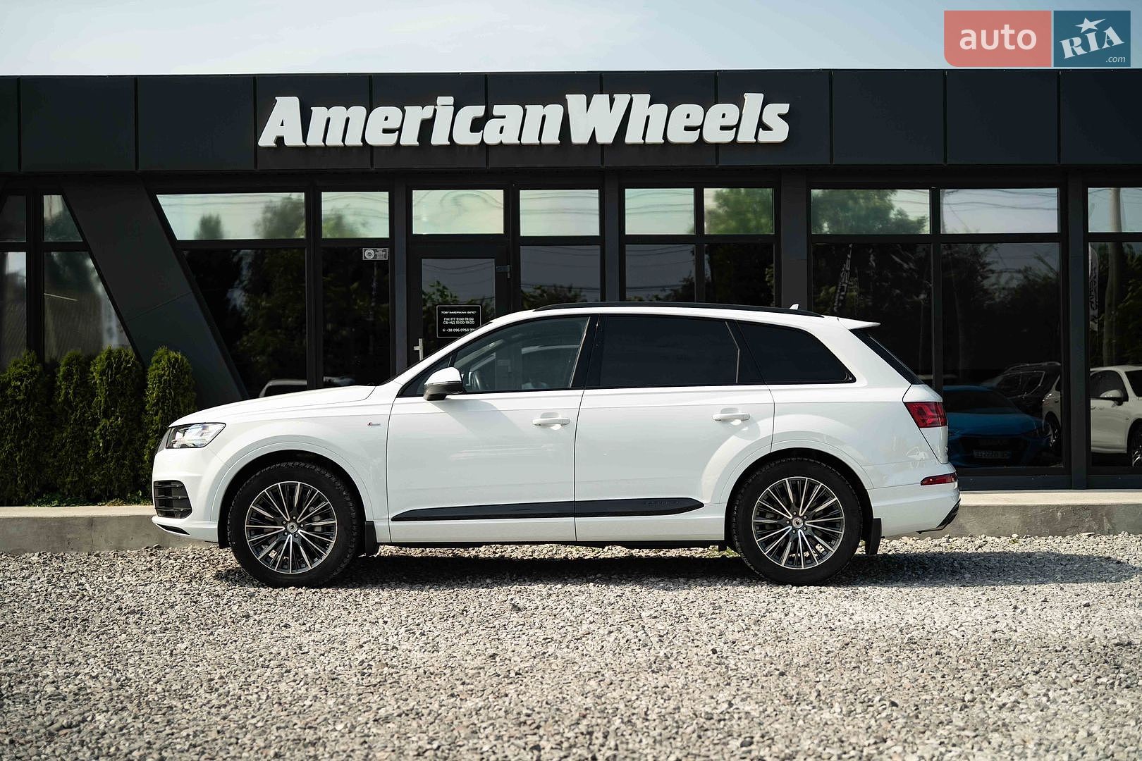 Audi Q7 2018 VIN WA1WAAF78JD001029 фото оголошення 3 з 22