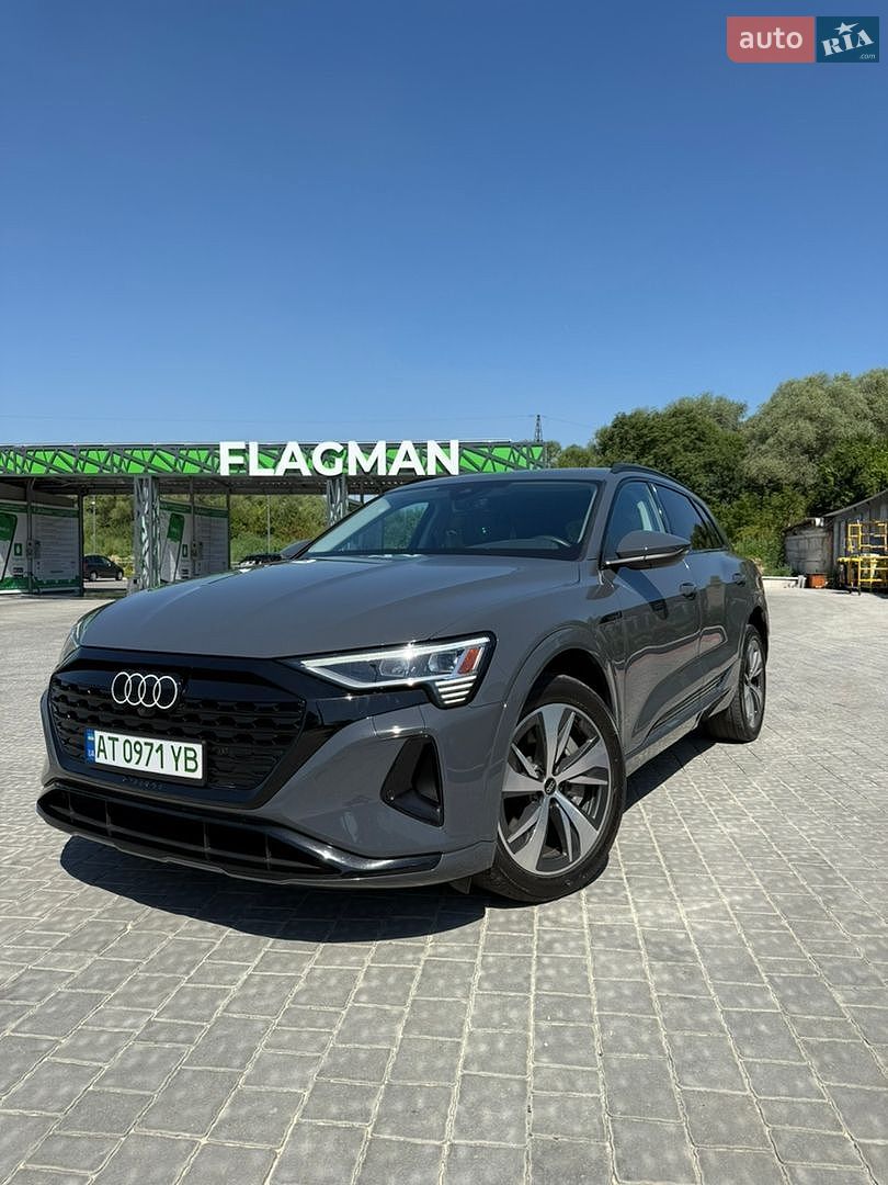 Audi Q8 e-tron 2023 VIN WA14AAGE4RB035237 фото оголошення 2 з 43