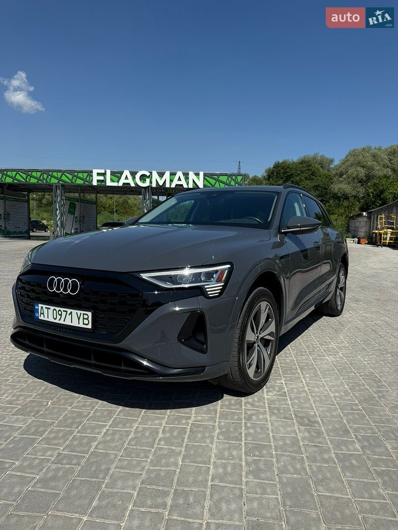 Audi Q8 e-tron 2023 VIN WA14AAGE4RB035237 фото оголошення 3 з 43