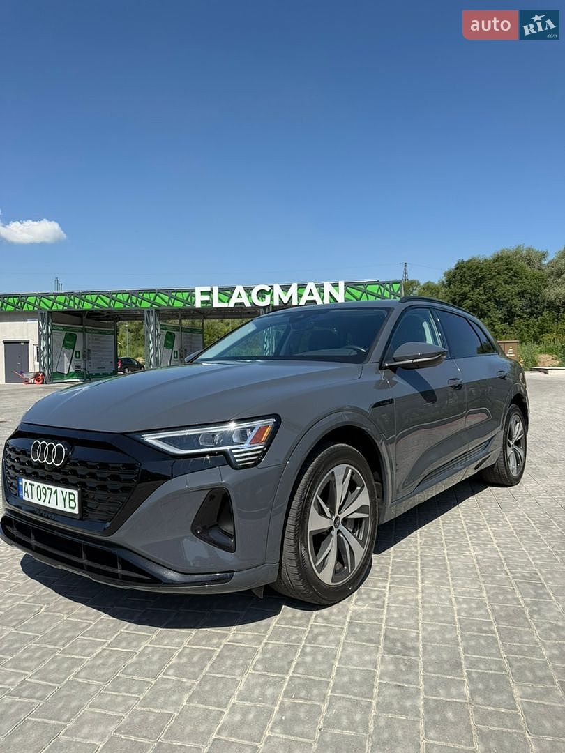 Audi Q8 e-tron 2023 VIN WA14AAGE4RB035237 фото оголошення 5 з 43
