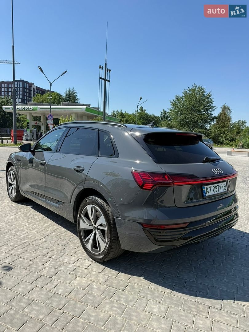 Audi Q8 e-tron 2023 VIN WA14AAGE4RB035237 фото оголошення 21 з 43
