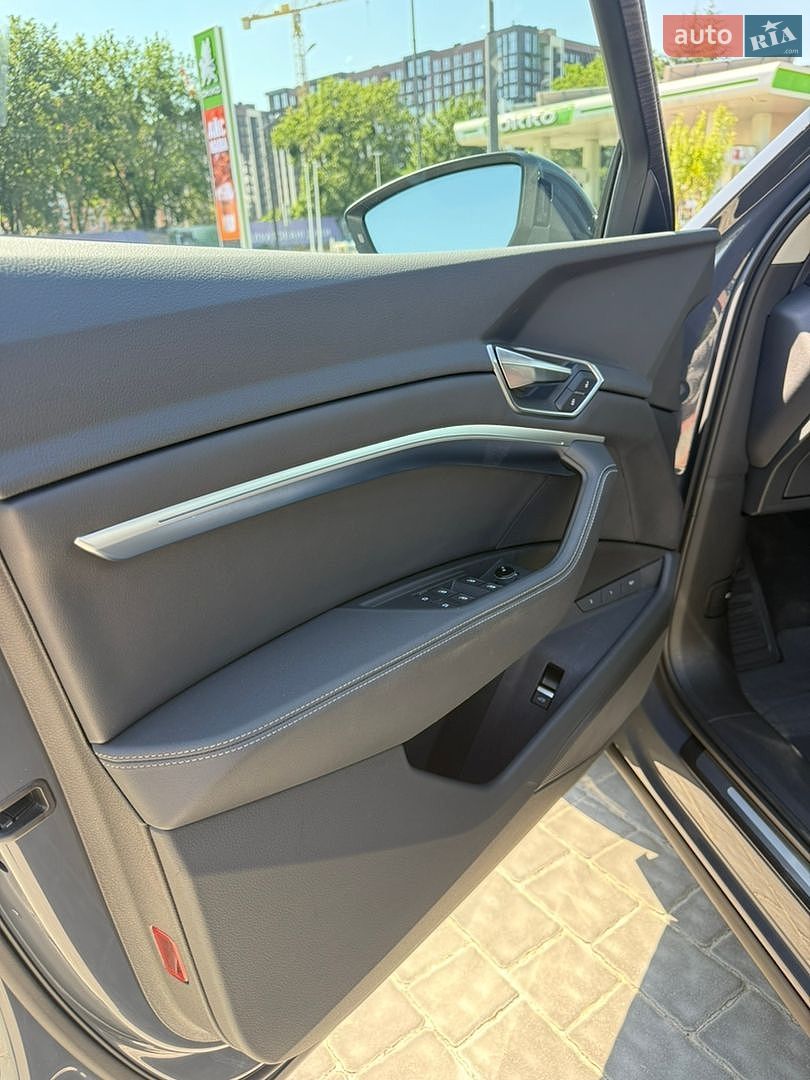 Audi Q8 e-tron 2023 VIN WA14AAGE4RB035237 фото оголошення 42 з 43