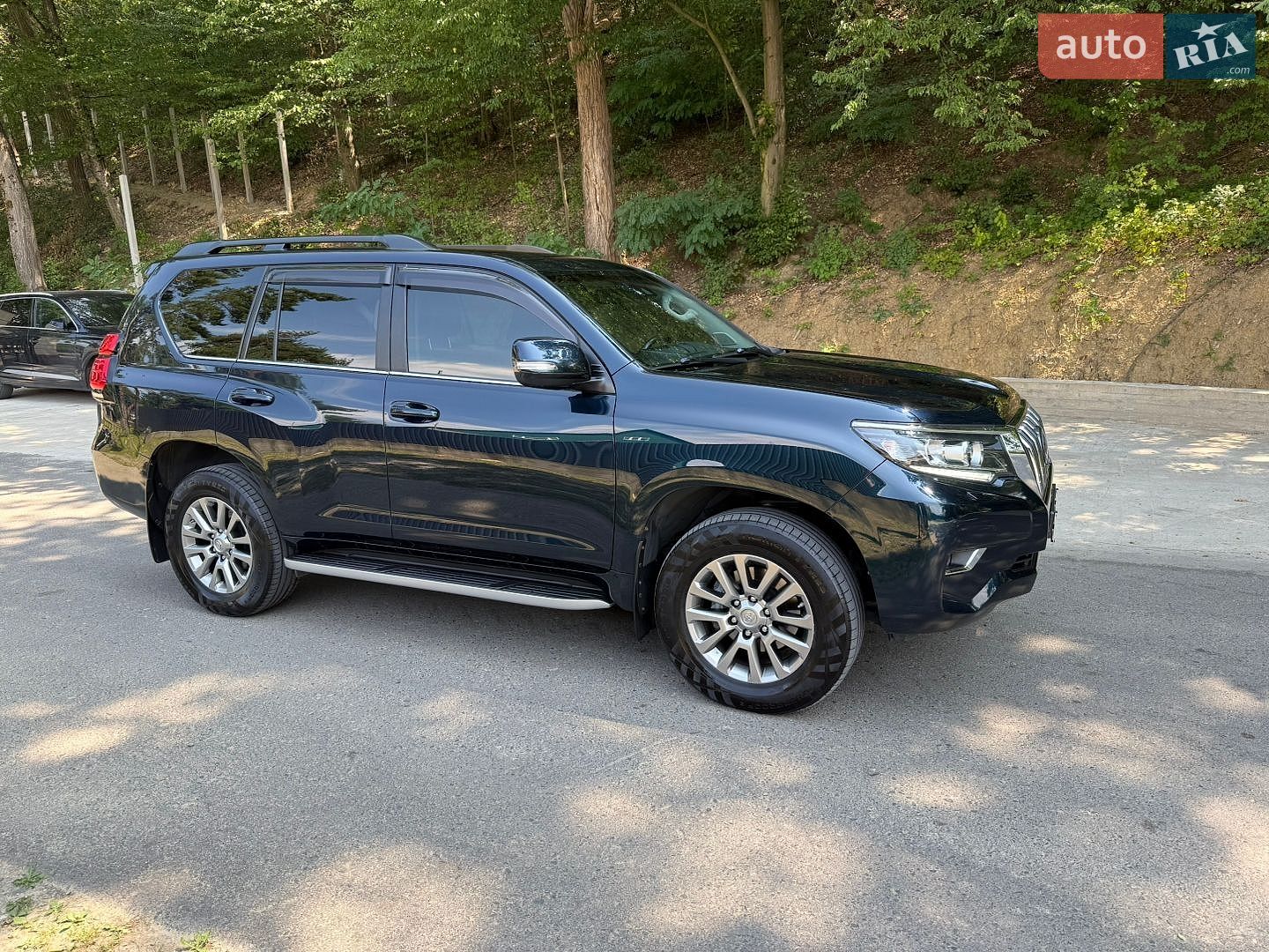 Toyota Land Cruiser Prado 2020 VIN JTEBR3FJ10K171419 фото оголошення 3 з 24