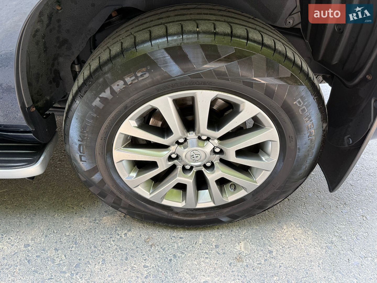 Toyota Land Cruiser Prado 2020 VIN JTEBR3FJ10K171419 фото оголошення 16 з 24