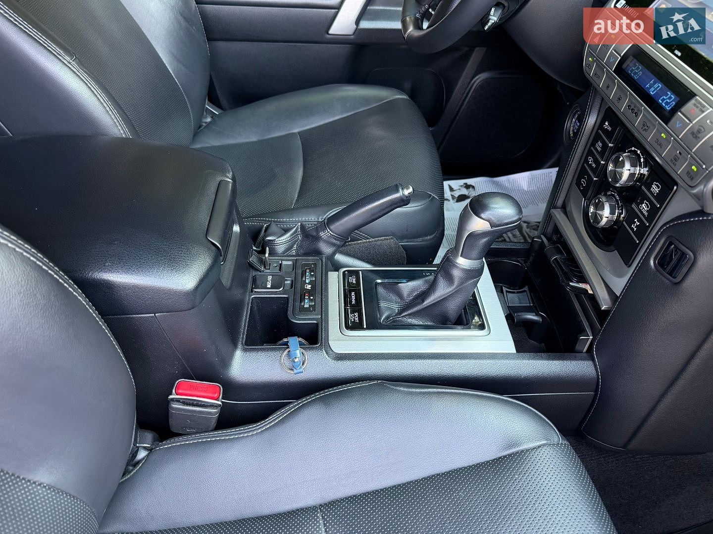 Toyota Land Cruiser Prado 2020 VIN JTEBR3FJ10K171419 фото оголошення 20 з 24