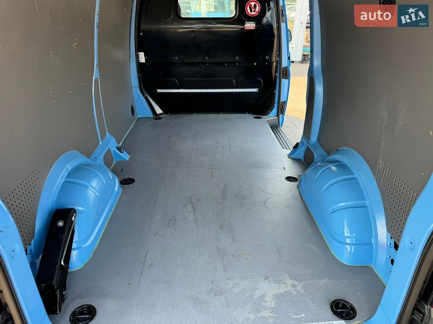 Volkswagen Transporter 2021 VIN WV1ZZZ7HZMH055317 фото оголошення 21 з 74