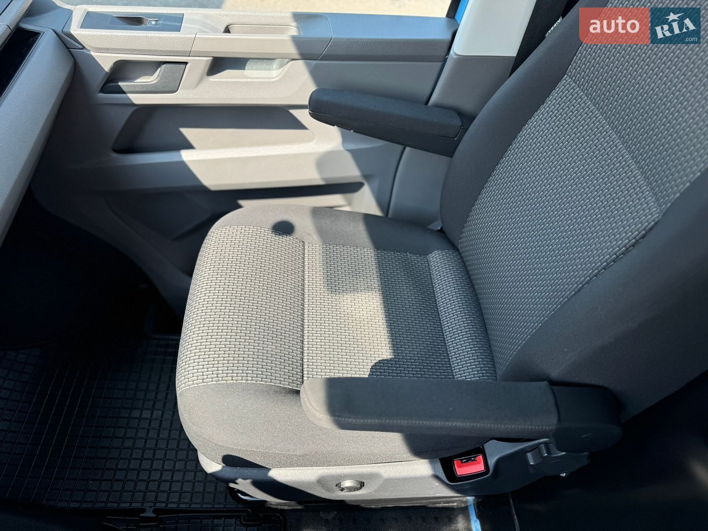 Volkswagen Transporter 2021 VIN WV1ZZZ7HZMH055317 фото оголошення 48 з 74