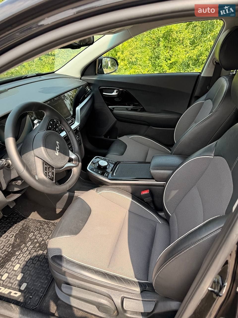 Kia Niro 2021 VIN KNACC81GFN5120576 фото оголошення 16 з 28