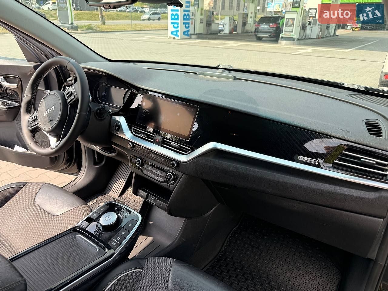 Kia Niro 2021 VIN KNACC81GFN5120576 фото оголошення 14 з 28