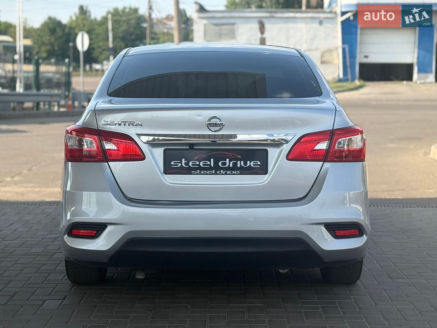 Nissan Sentra 2017 VIN 3N1AB7AP9HY338231 фото оголошення 5 з 12