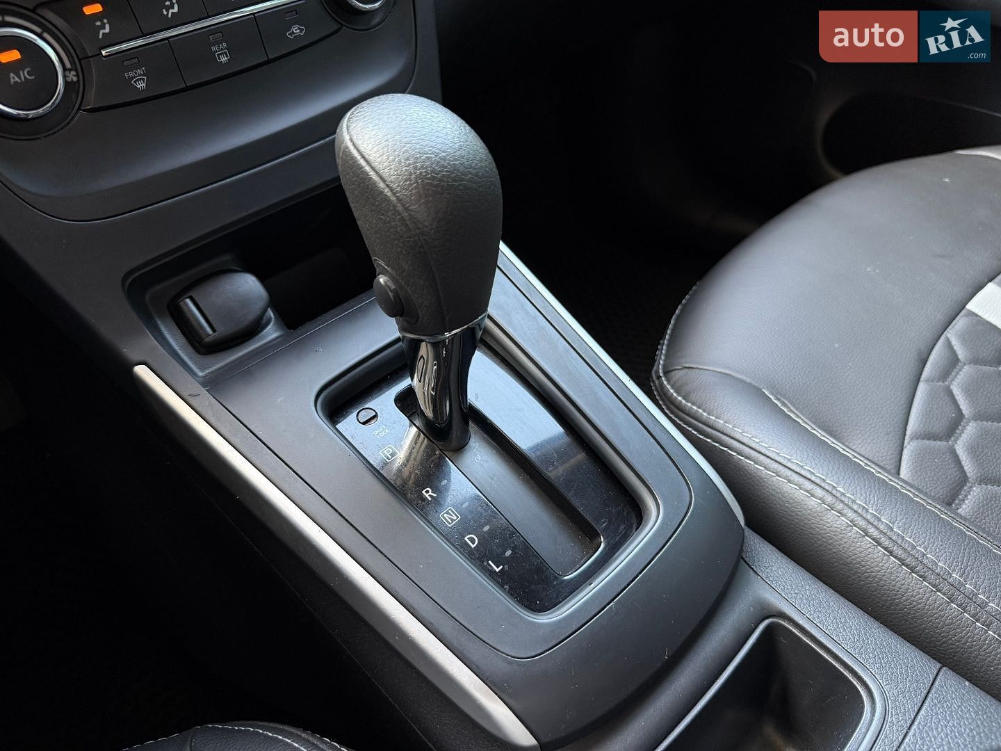 Nissan Sentra 2017 VIN 3N1AB7AP9HY338231 фото оголошення 8 з 12
