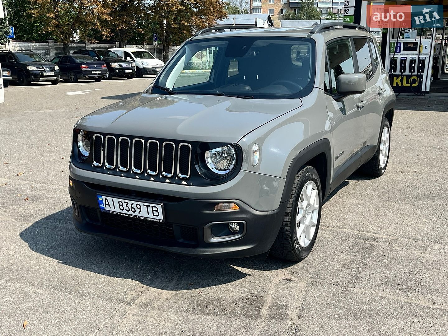 Jeep Renegade 2019 VIN ZACNJABB2LPL33819 фото оголошення 2 з 51