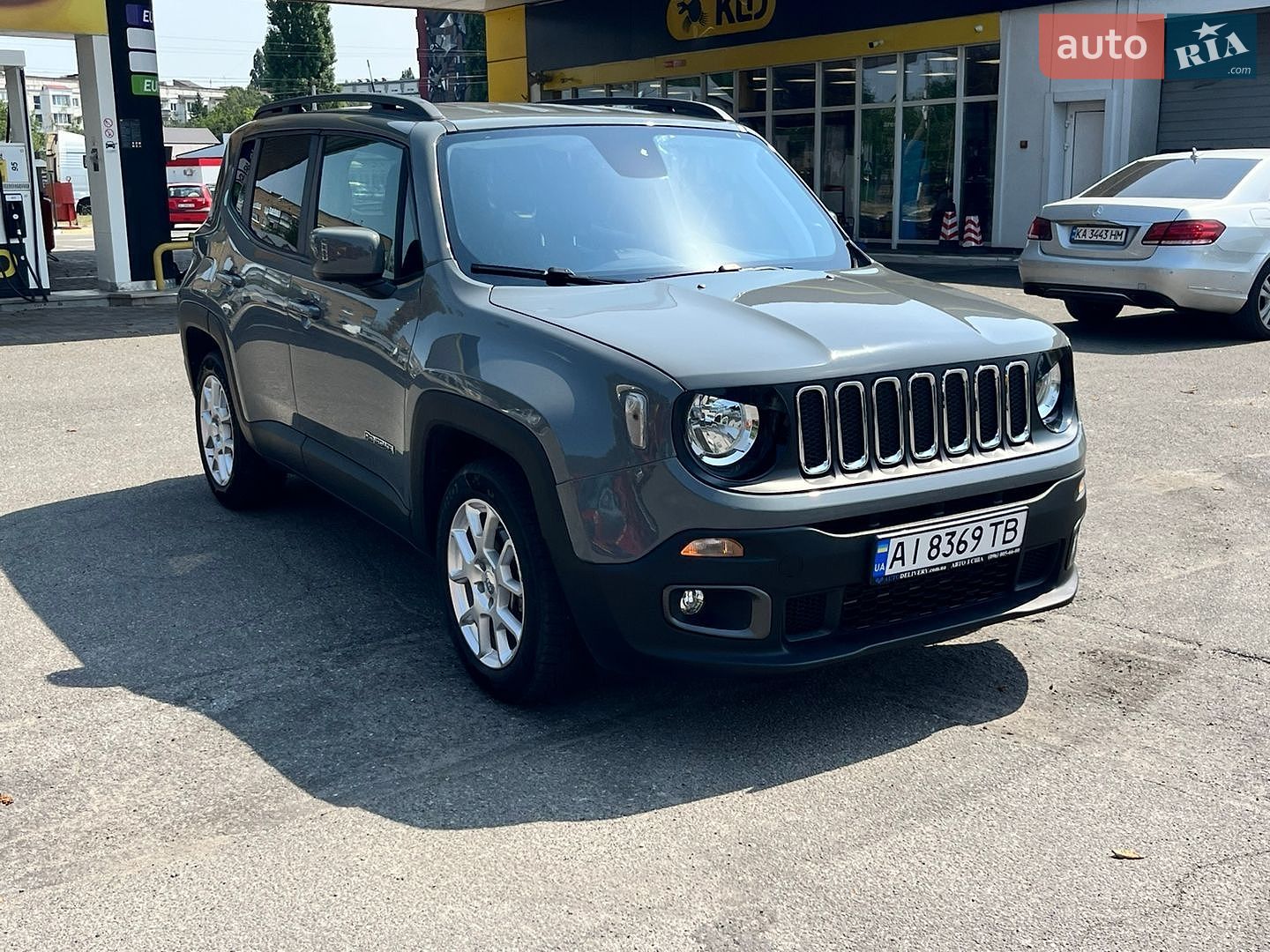 Jeep Renegade 2019 VIN ZACNJABB2LPL33819 фото оголошення 6 з 51