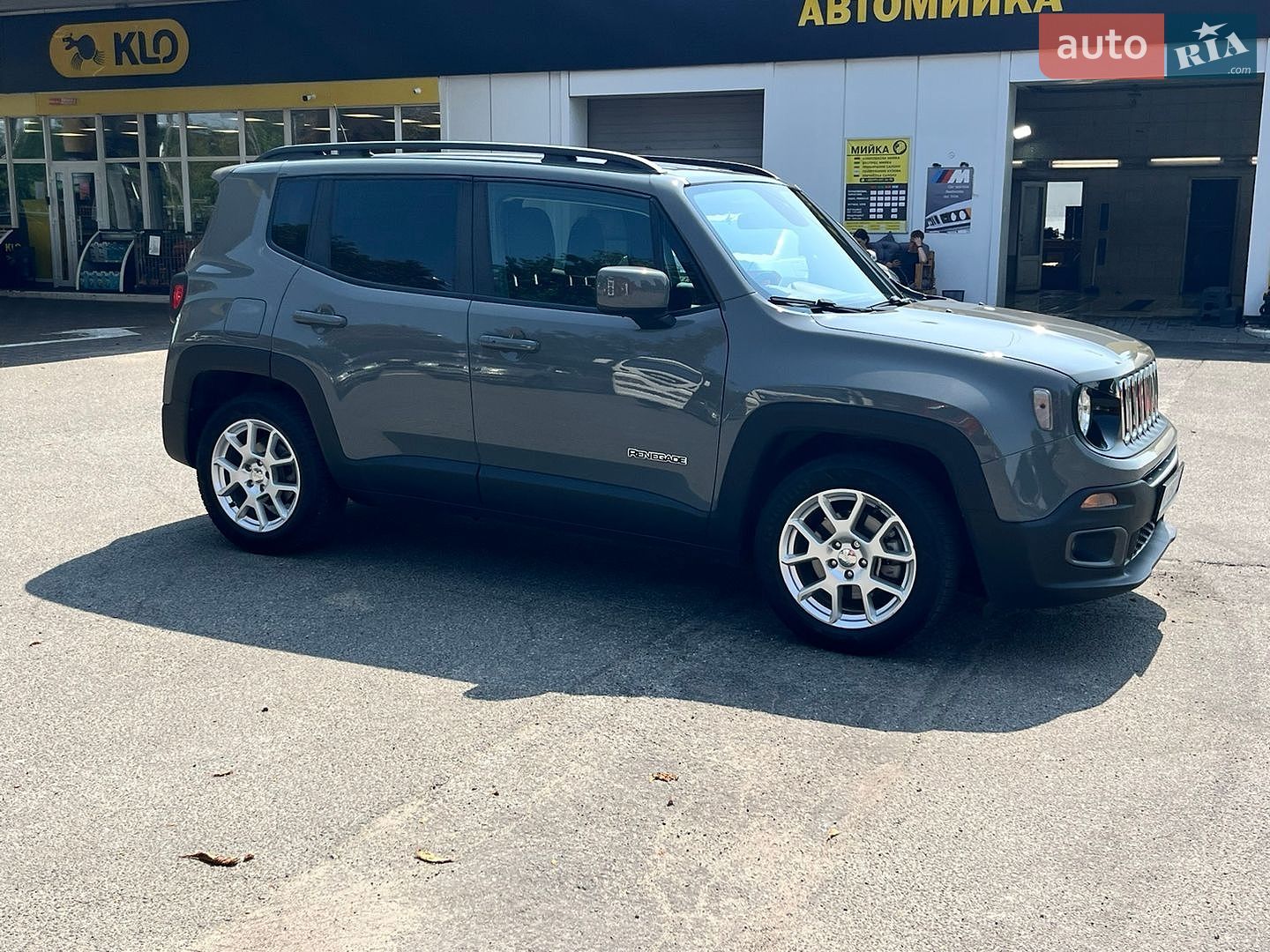 Jeep Renegade 2019 VIN ZACNJABB2LPL33819 фото оголошення 8 з 51