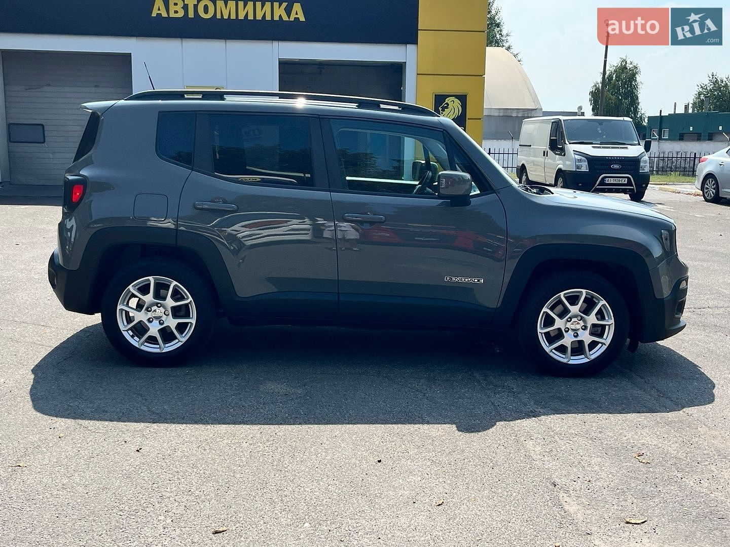 Jeep Renegade 2019 VIN ZACNJABB2LPL33819 фото оголошення 10 з 51