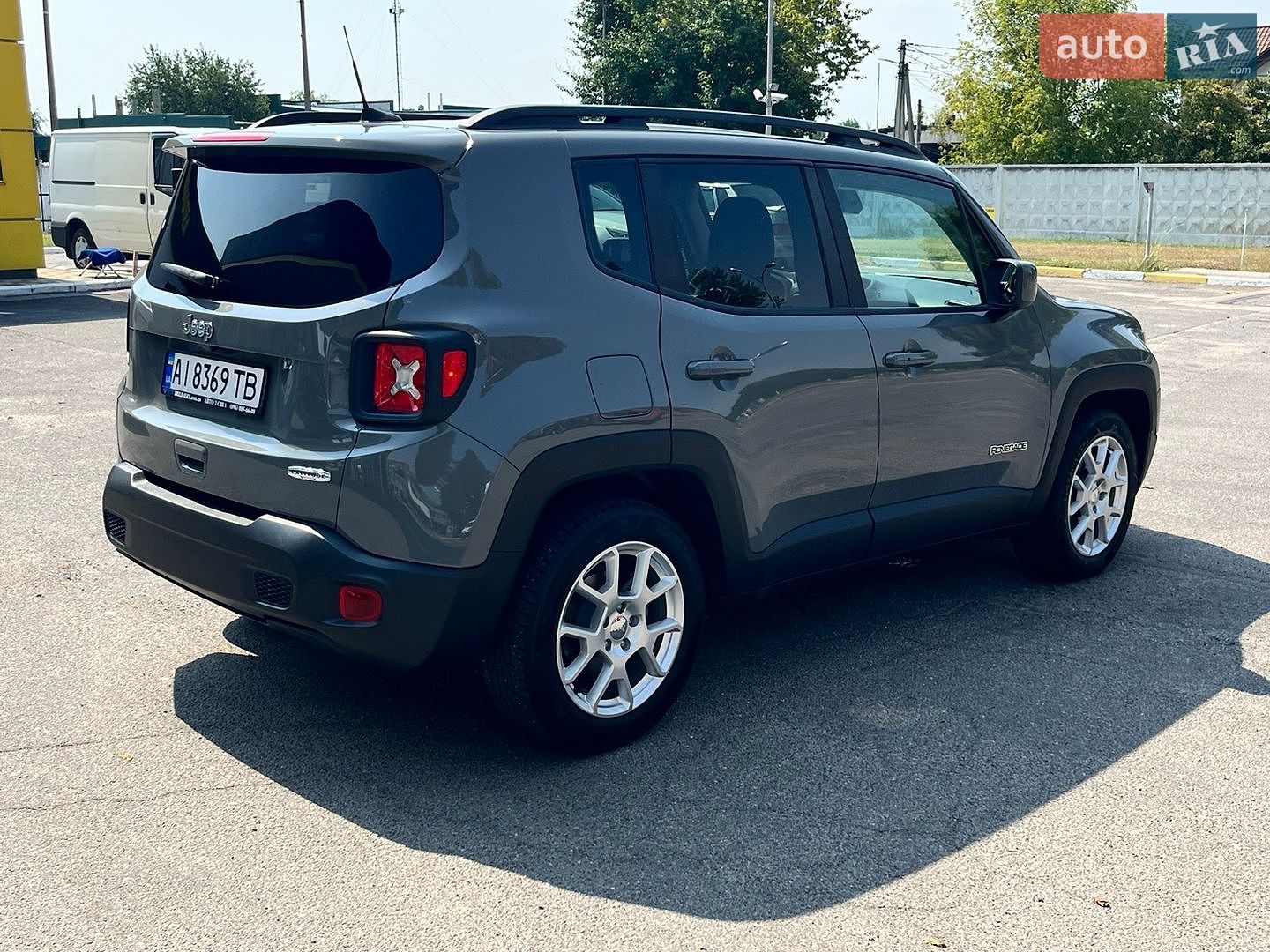 Jeep Renegade 2019 VIN ZACNJABB2LPL33819 фото оголошення 13 з 51
