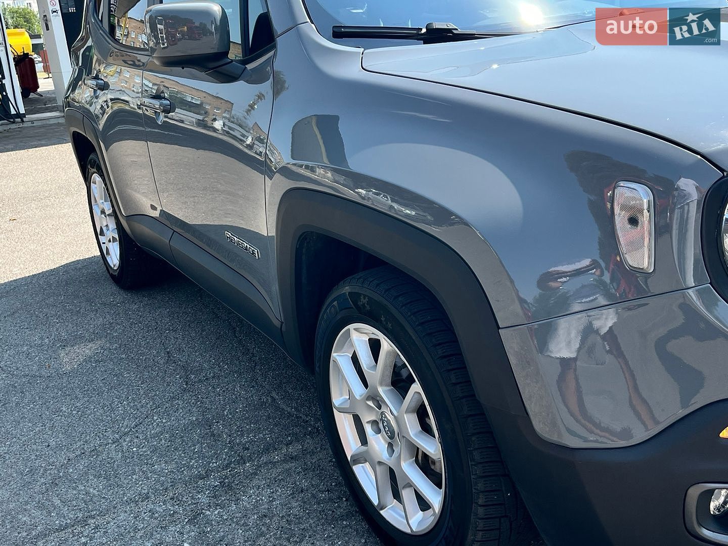 Jeep Renegade 2019 VIN ZACNJABB2LPL33819 фото оголошення 30 з 51