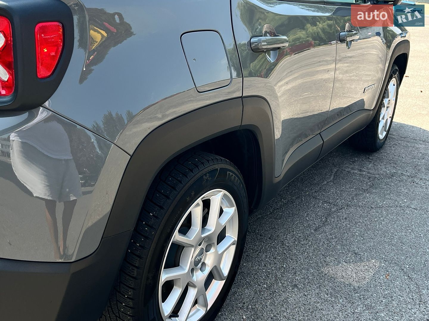 Jeep Renegade 2019 VIN ZACNJABB2LPL33819 фото оголошення 29 з 51