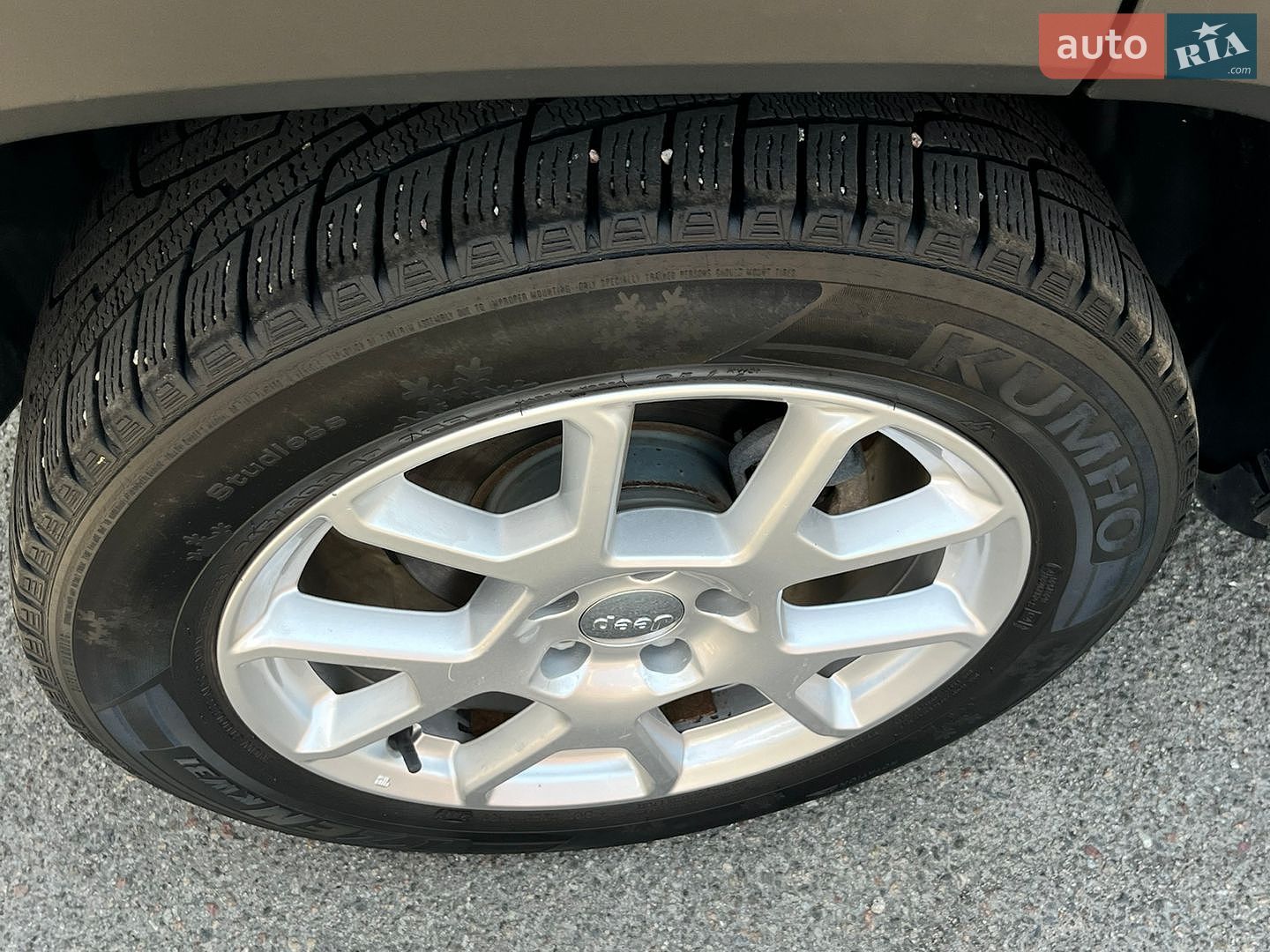 Jeep Renegade 2019 VIN ZACNJABB2LPL33819 фото оголошення 50 з 51