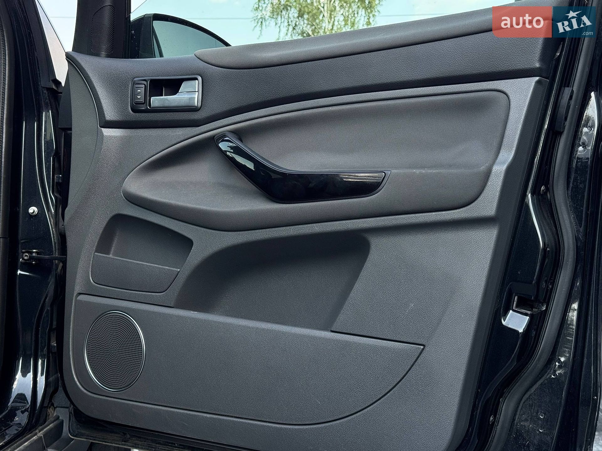 Ford Kuga 2012 VIN WF0RXXGCDRCL22524 фото оголошення 54 з 64