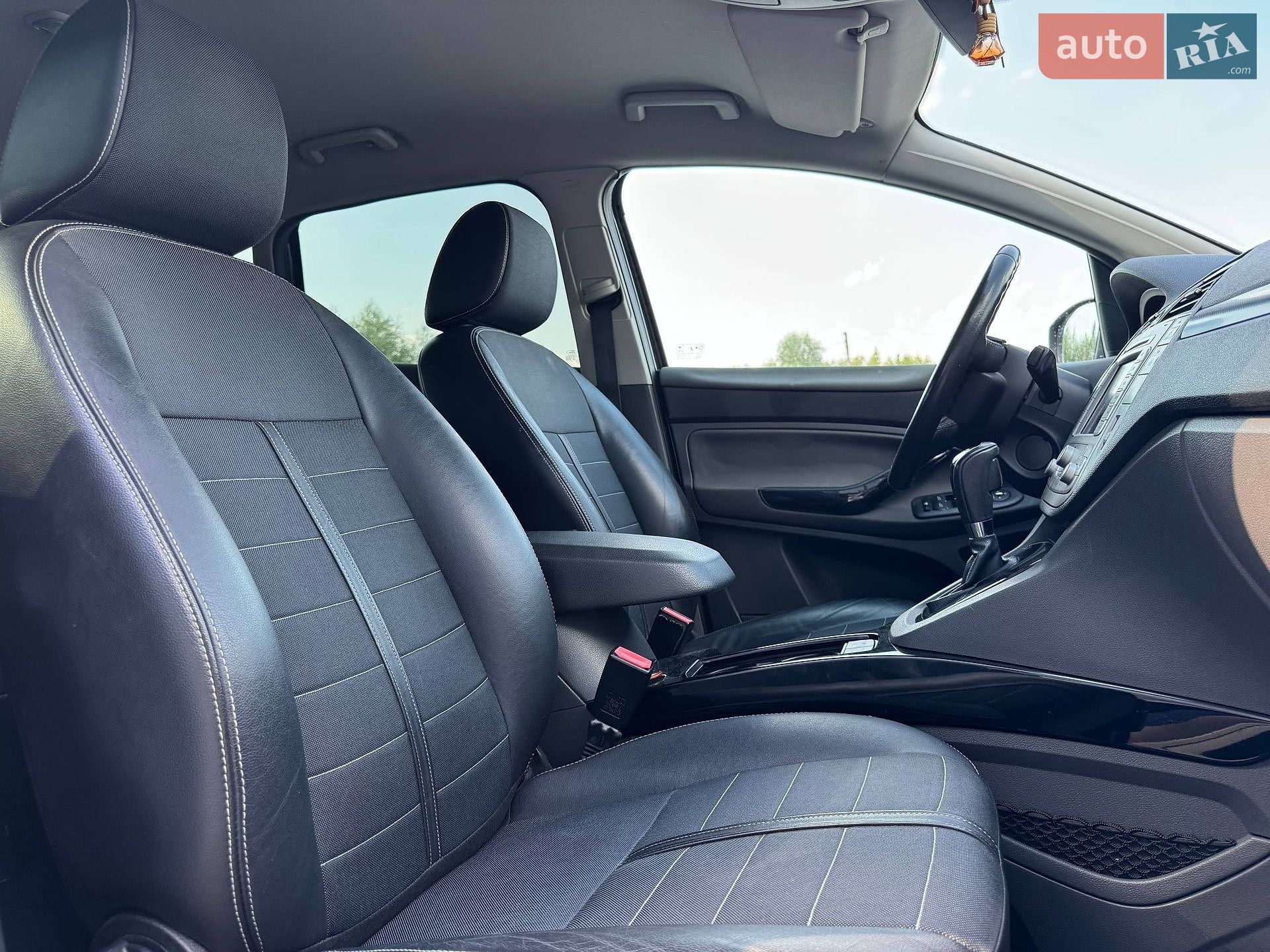Ford Kuga 2012 VIN WF0RXXGCDRCL22524 фото оголошення 59 з 64