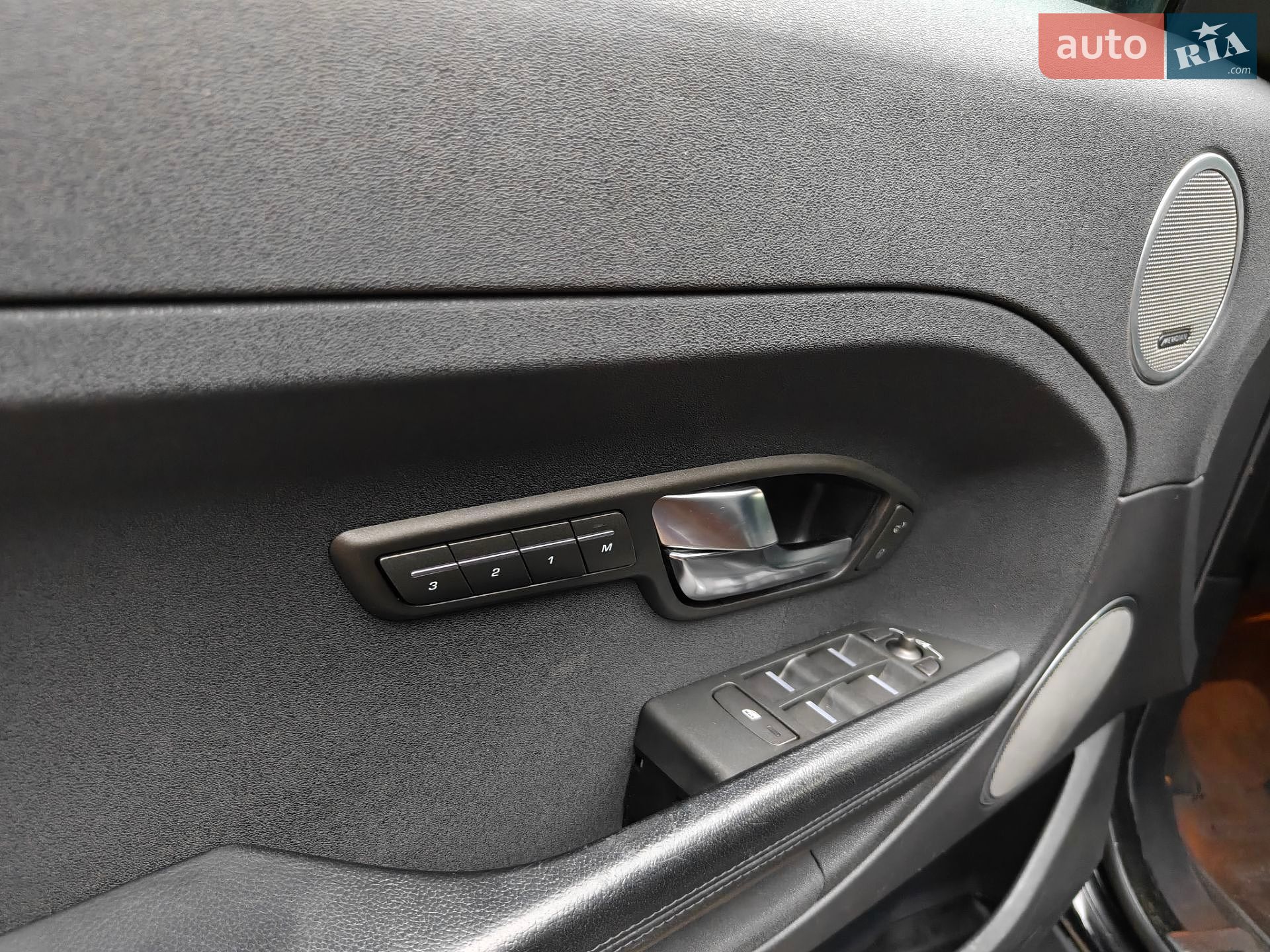 Land Rover Range Rover Evoque 2013 VIN SALVR2BG2DH800364 фото оголошення 16 з 22