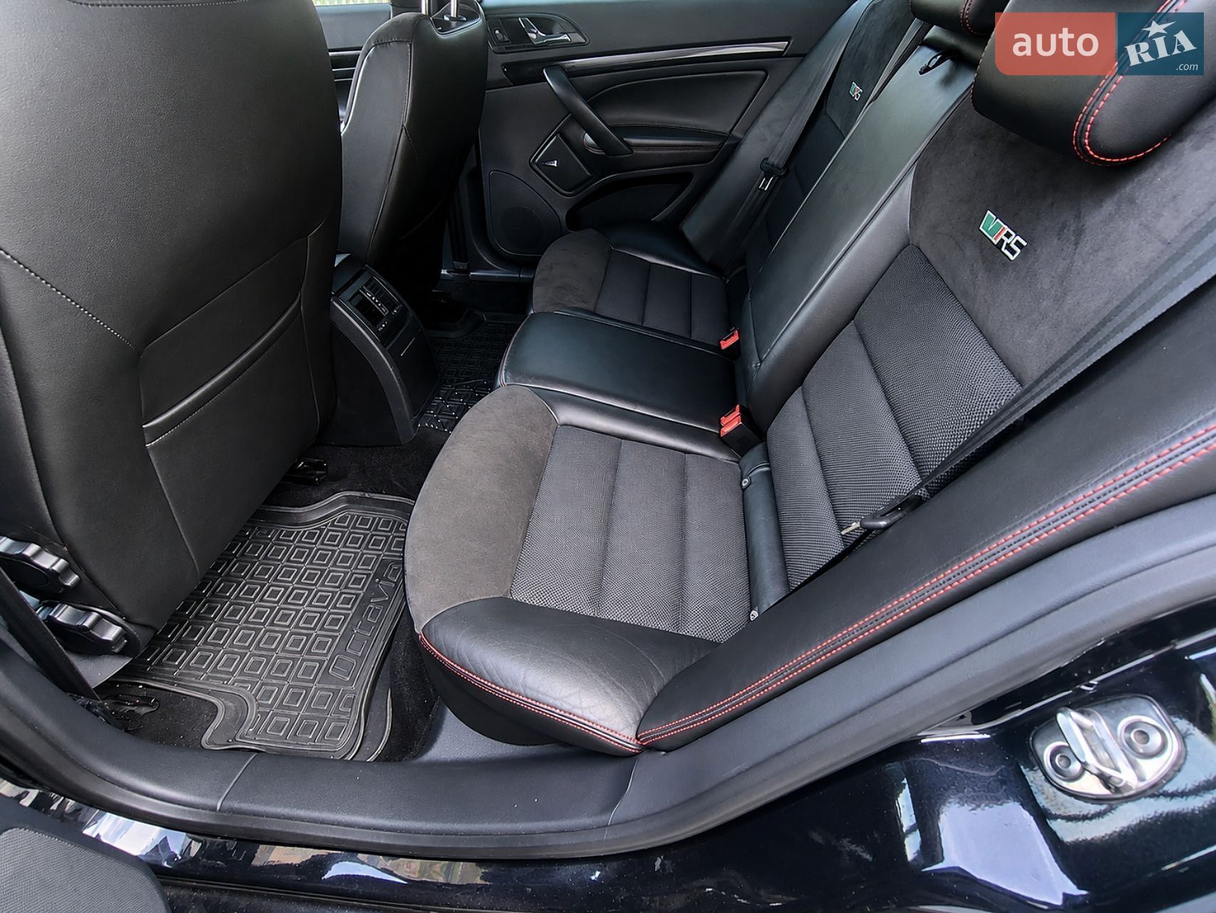 Skoda Octavia 2012 VIN TMBEH61Z2C2143765 фото оголошення 8 з 10