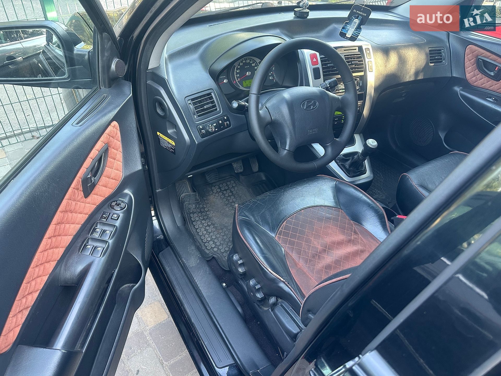 Hyundai Tucson 2007 VIN KMHJN81BP7U721801 фото оголошення 6 з 22