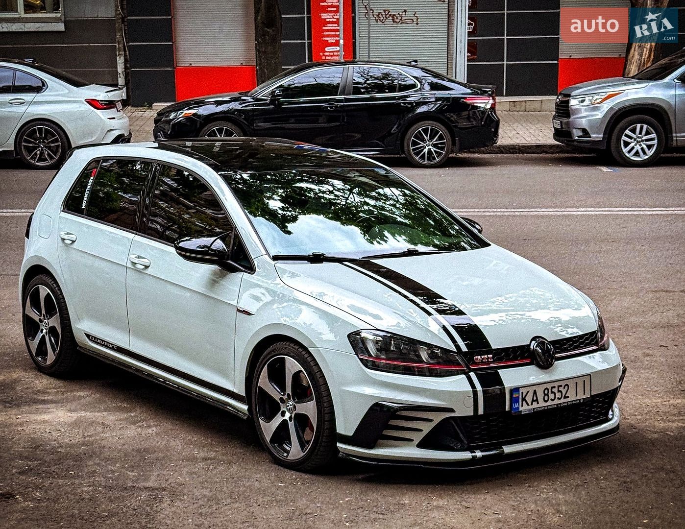 Volkswagen Golf GTI 2016 VIN 3VW447AUXGM061330 фото оголошення 16 з 23