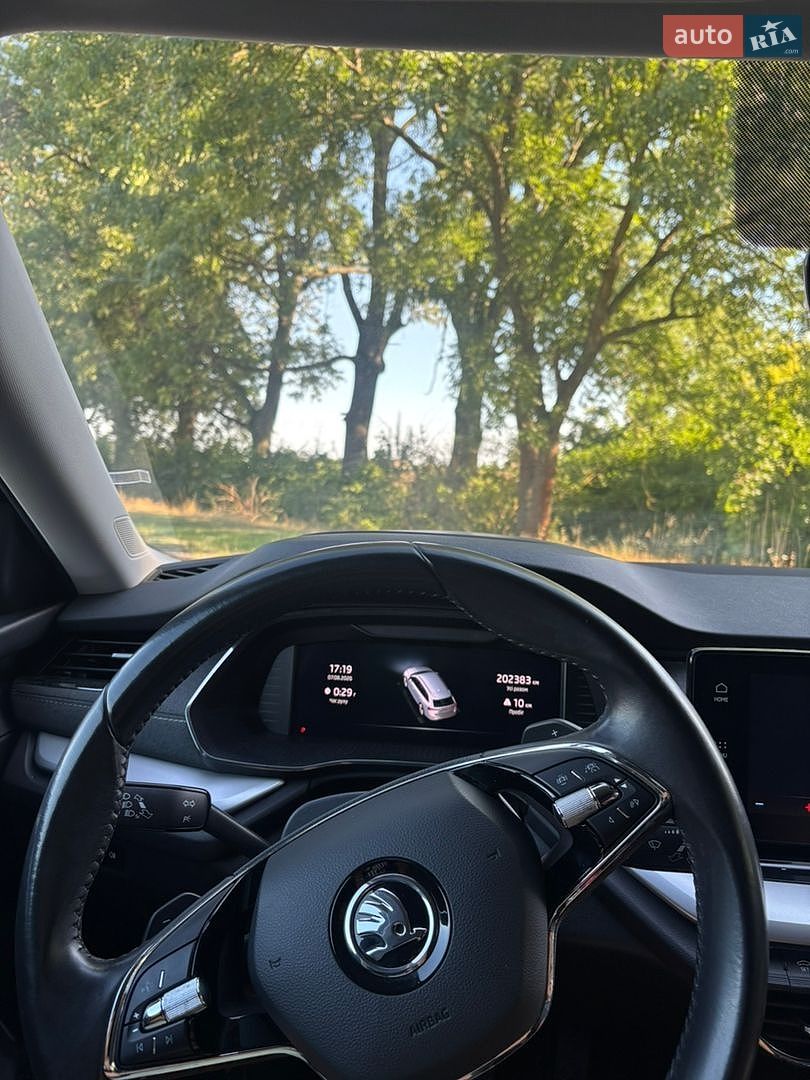 Skoda Octavia 2021 VIN TMBJJ7NX2MY140848 фото оголошення 15 з 26