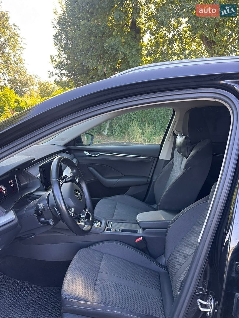Skoda Octavia 2021 VIN TMBJJ7NX2MY140848 фото оголошення 18 з 26