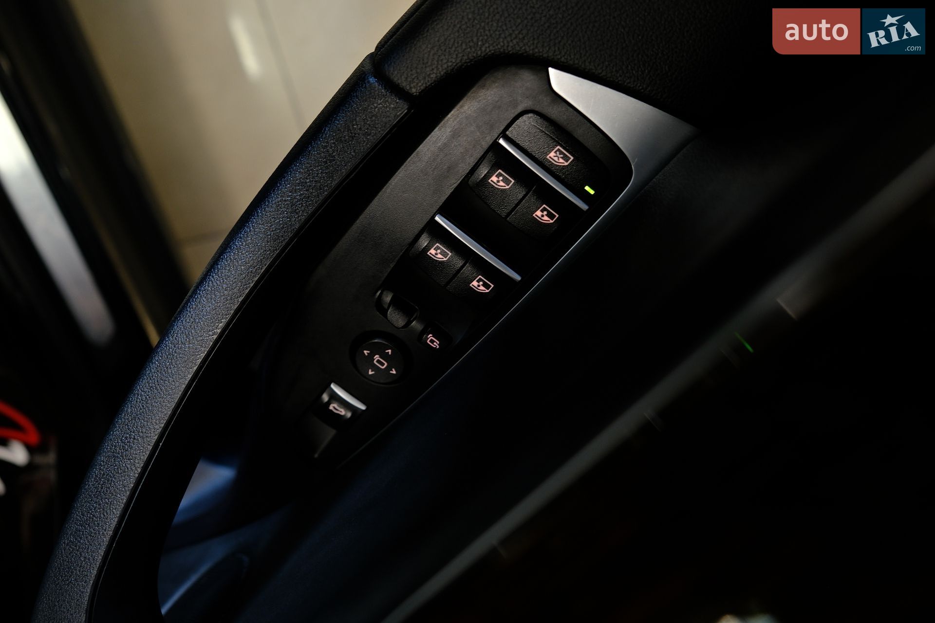 BMW X3 2019 VIN 5UXTR7C58KLR44549 фото оголошення 22 з 39