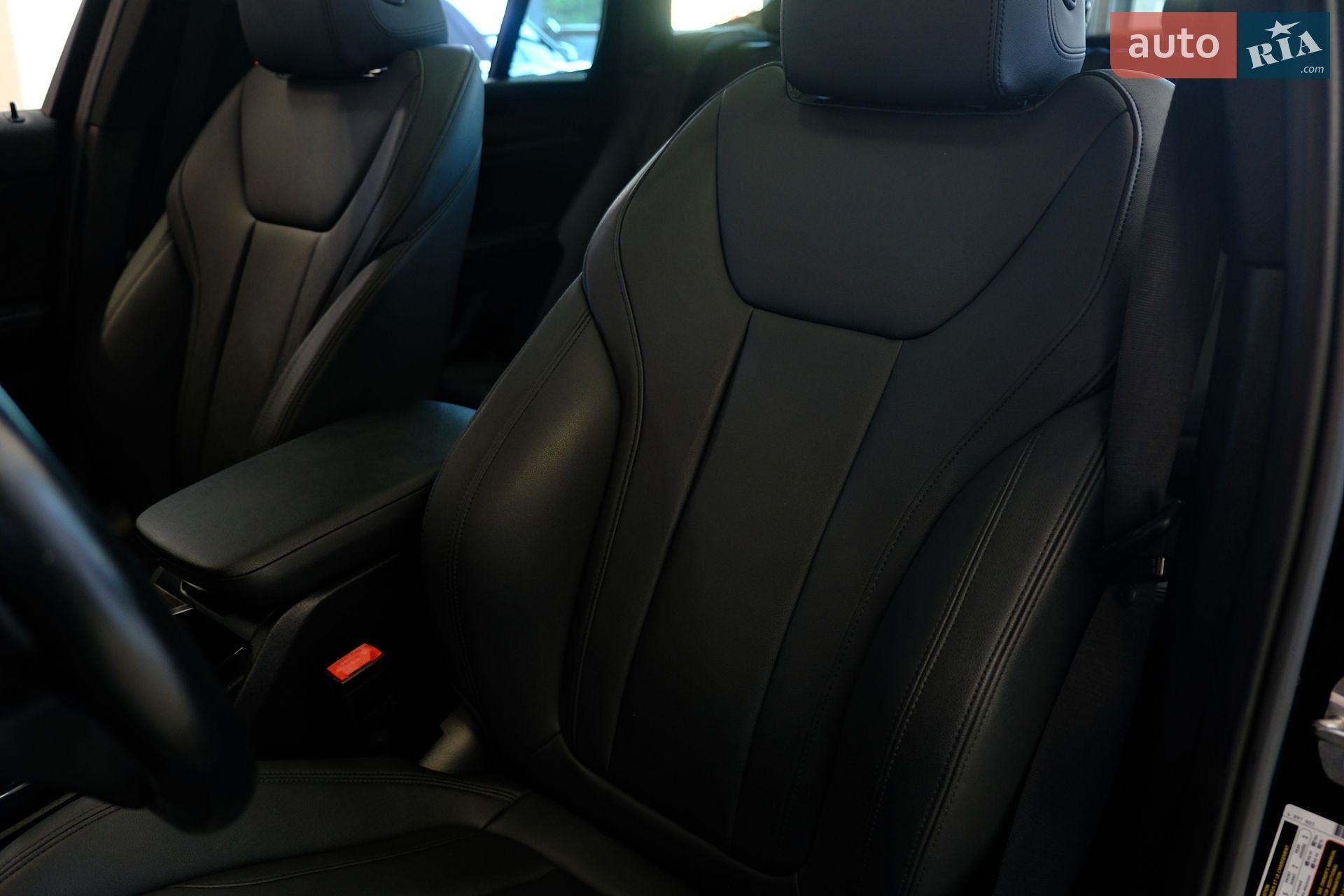 BMW X3 2019 VIN 5UXTR7C58KLR44549 фото оголошення 25 з 39