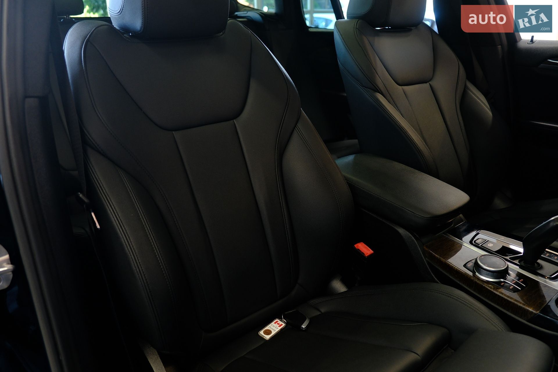 BMW X3 2019 VIN 5UXTR7C58KLR44549 фото оголошення 37 з 39