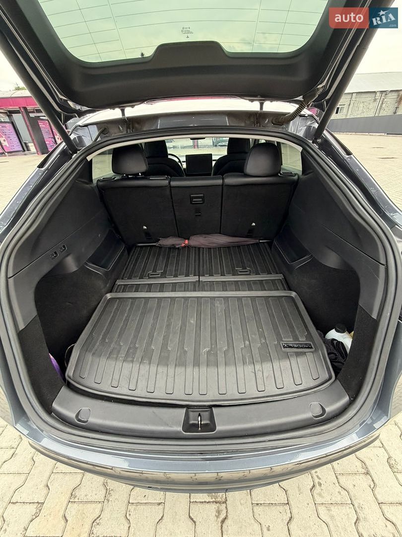 Tesla Model Y 2021 VIN 5YJYGAEE0MF190687 фото оголошення 19 з 24