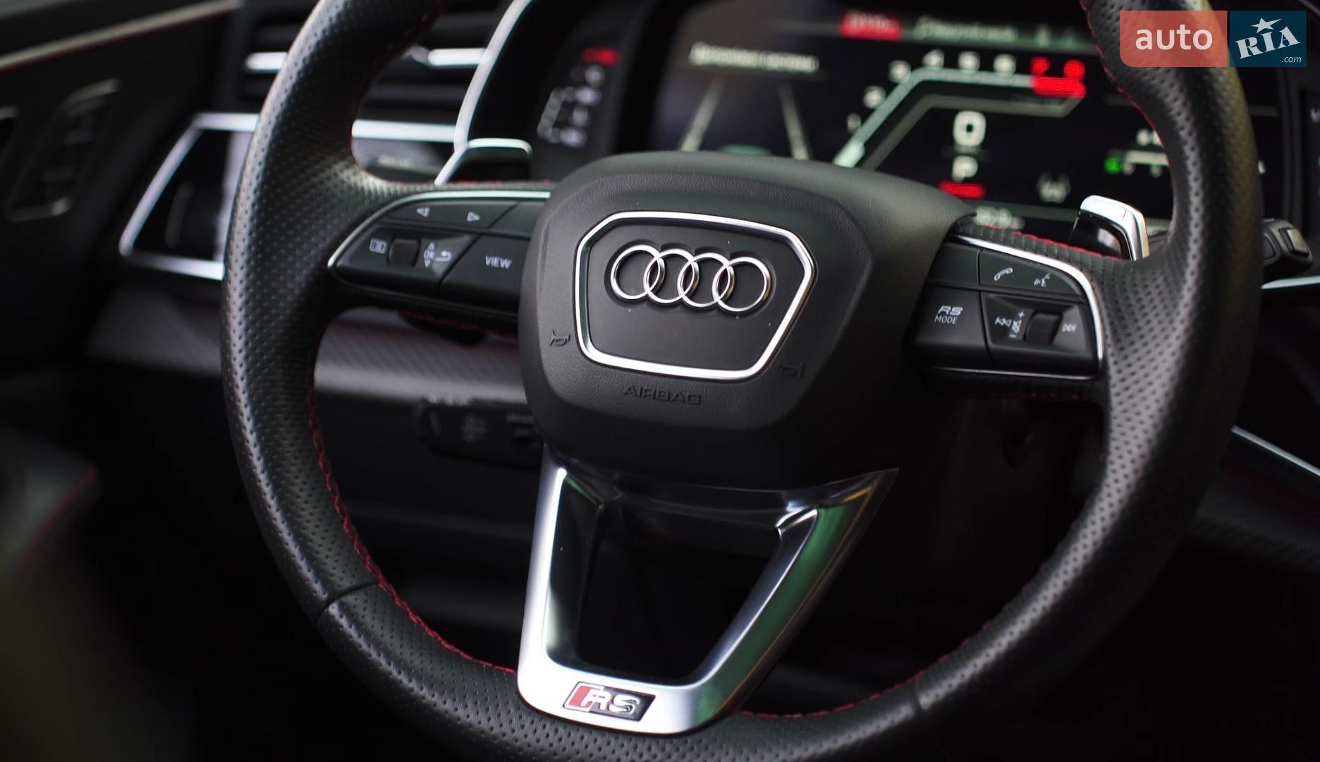 Audi RS Q8 2021 VIN WUAZZZF16MD023009 фото оголошення 25 з 53