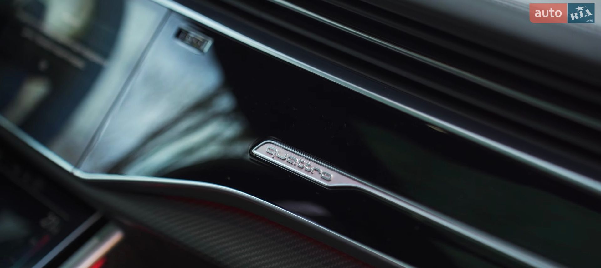 Audi RS Q8 2021 VIN WUAZZZF16MD023009 фото оголошення 37 з 53
